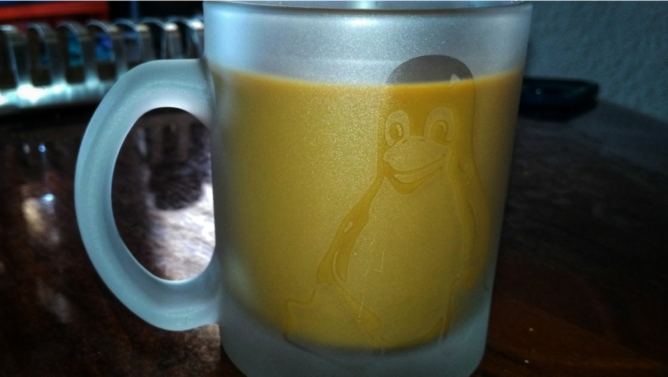 Frozen mug design with the Tux 🐧 logo